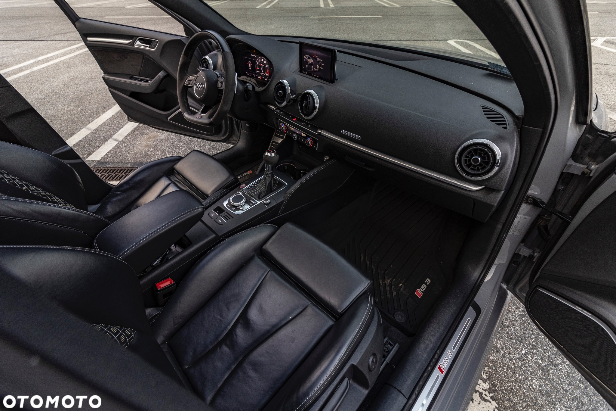 Audi RS3 2.5 TFSI Quattro S tronic - 33