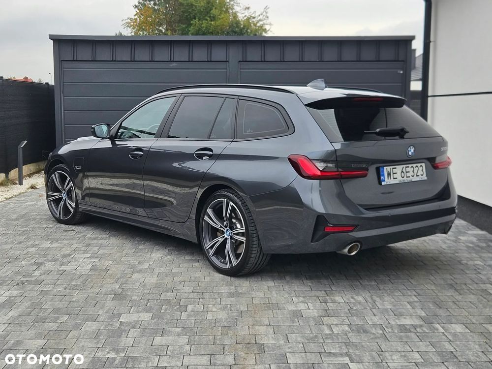 BMW Seria 3 - 18