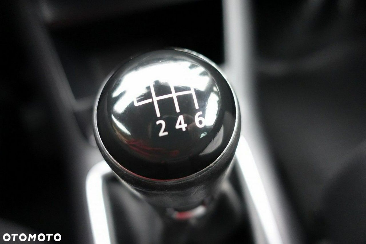 Volkswagen Tiguan - 17