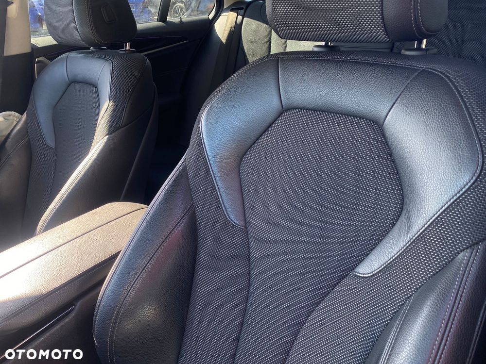 BMW Seria 5 525d Sport Line sport - 24