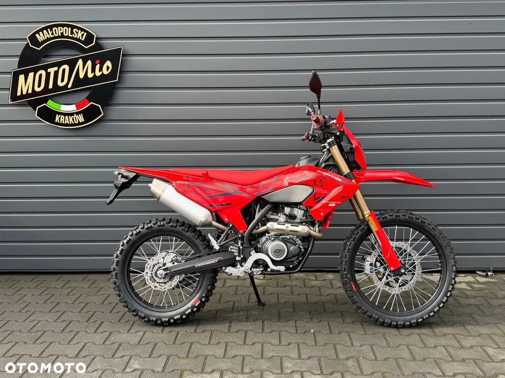 QJMOTOR COV 125X - 3