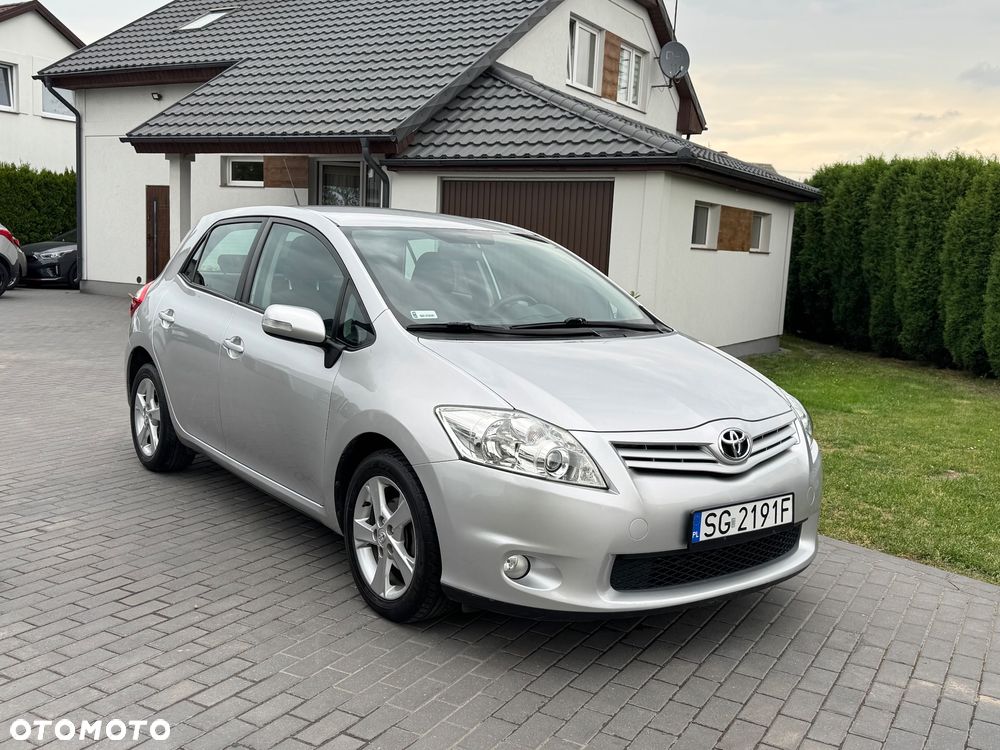 Toyota Auris - 30