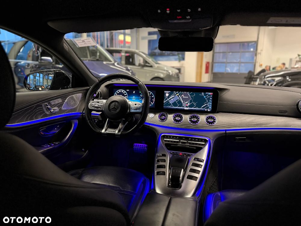 Mercedes-Benz AMG GT - 4