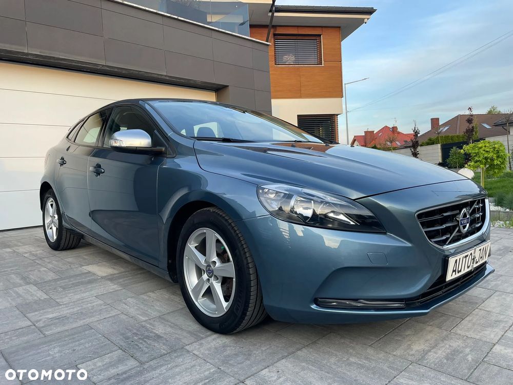 Volvo V40 D2 Summum - 39