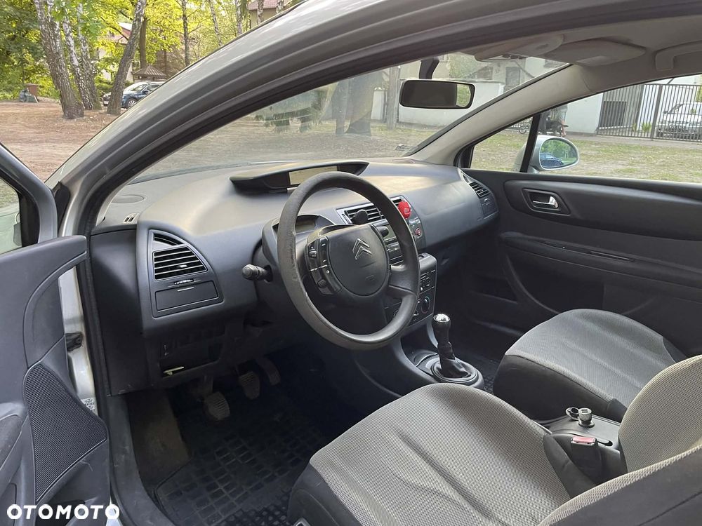 Citroën C4 1.6 16V VTR - 3