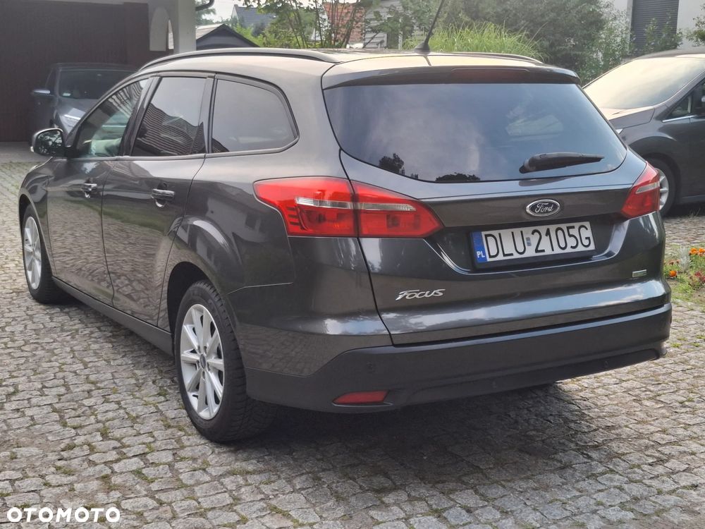 Ford Focus - 8
