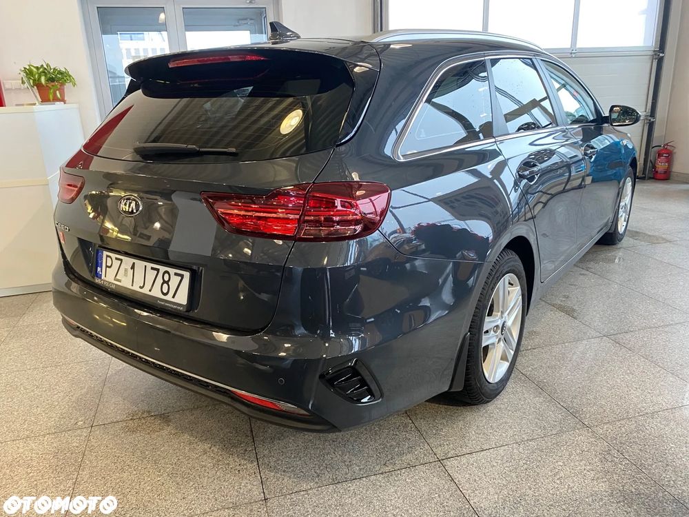 Kia Ceed 1.5 T-GDI M - 5
