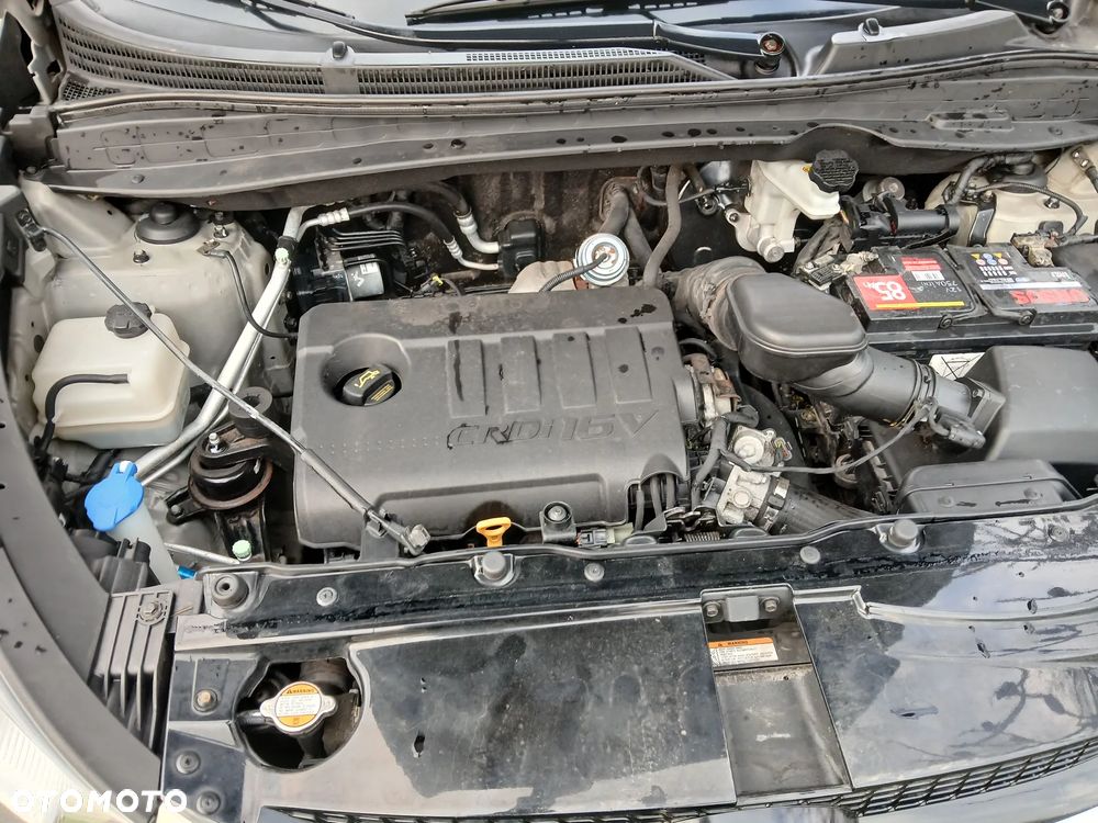 Hyundai ix35 1.7 CRDi 2WD blue Finale Gold - 18