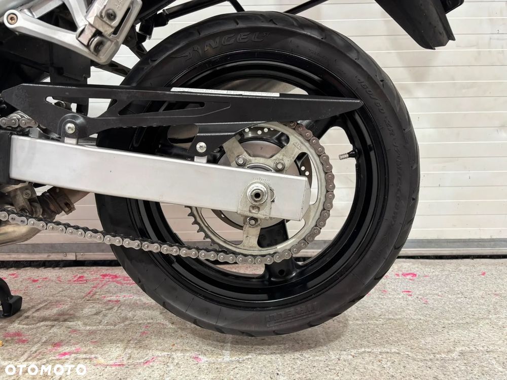 Suzuki Bandit - 25