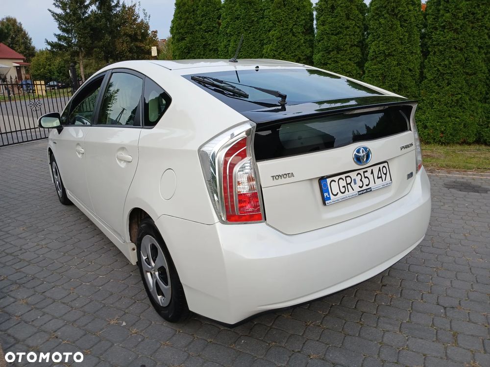 Toyota Prius - 14