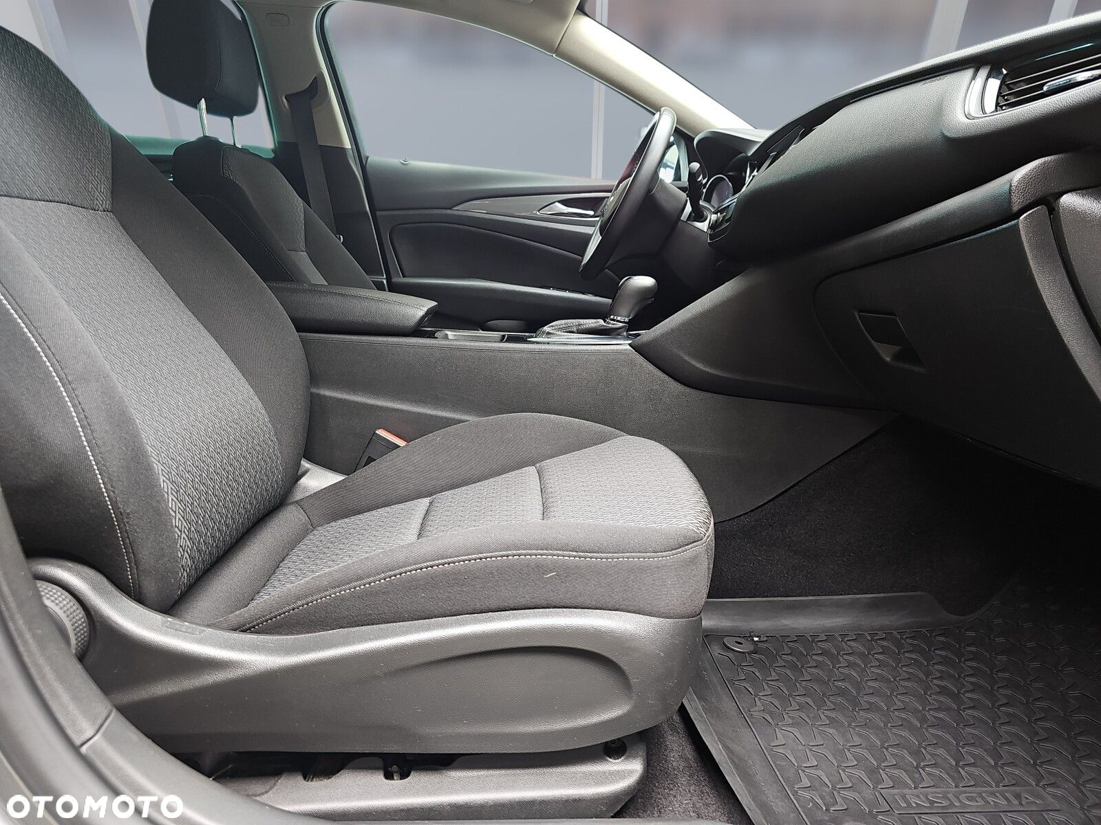 Opel Insignia 2.0 CDTI Enjoy S&S - 18