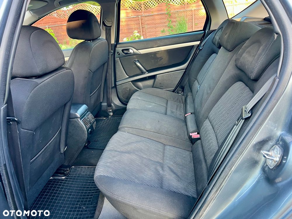 Peugeot 407 1.8 Presence - 12