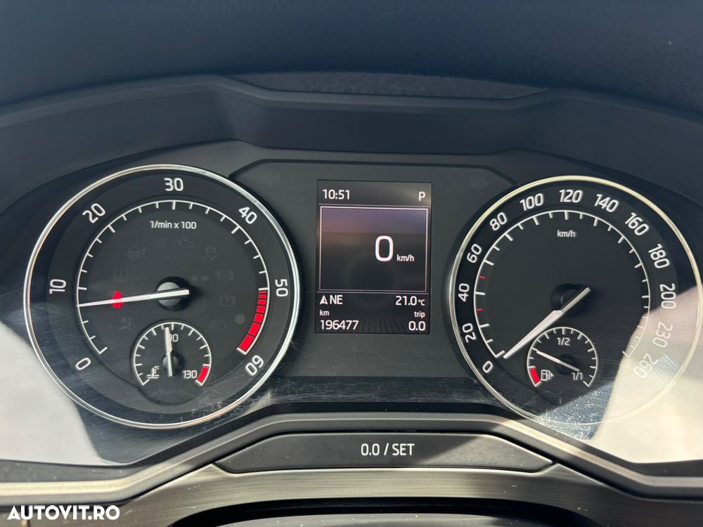 Skoda Superb 2.0 TDI DSG Ambition - 18
