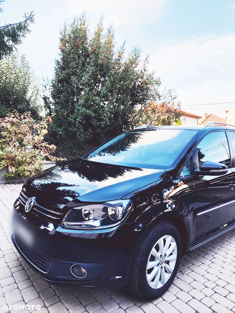 Volkswagen Touran - 4