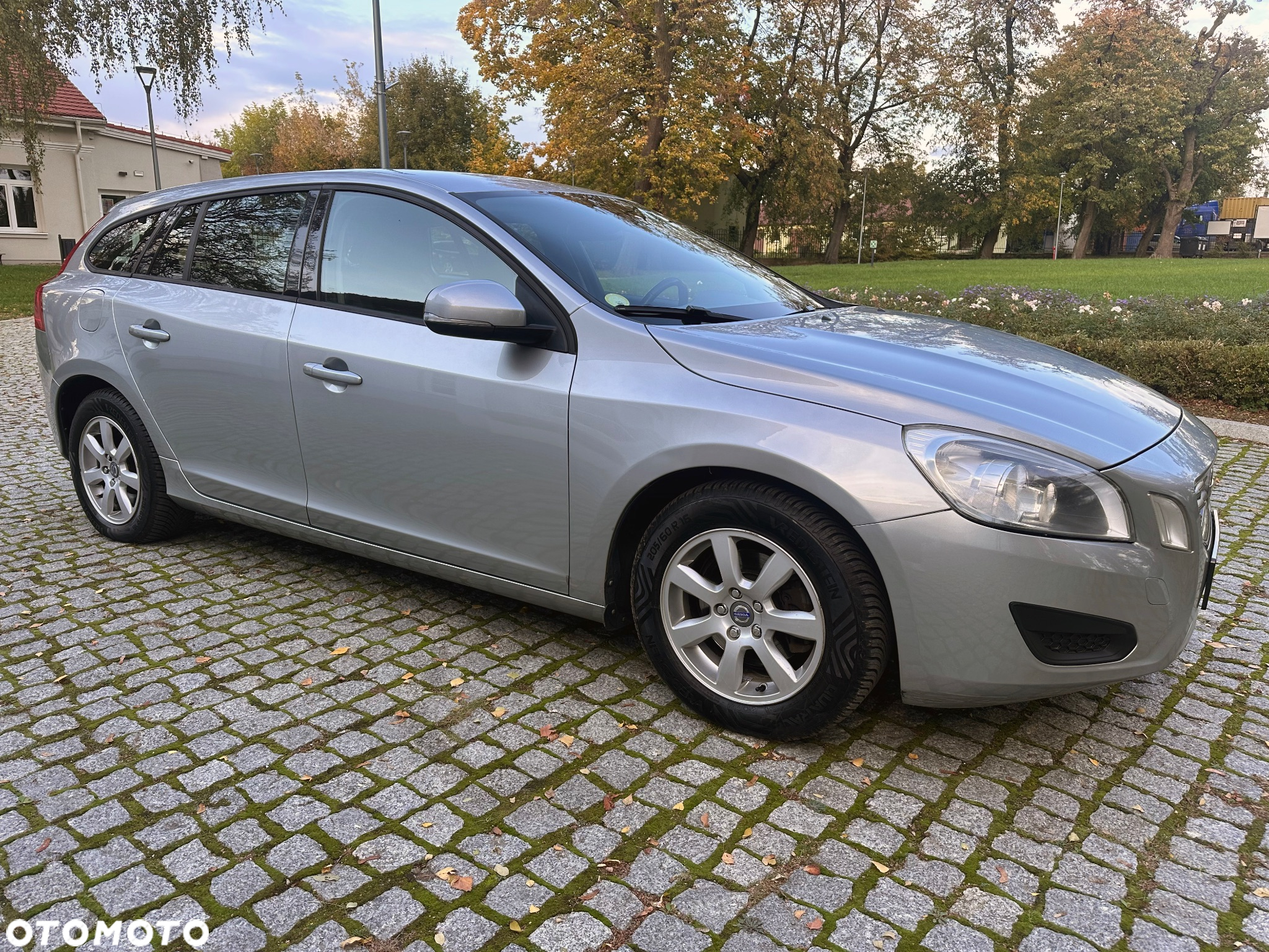 Volvo V60 - 14