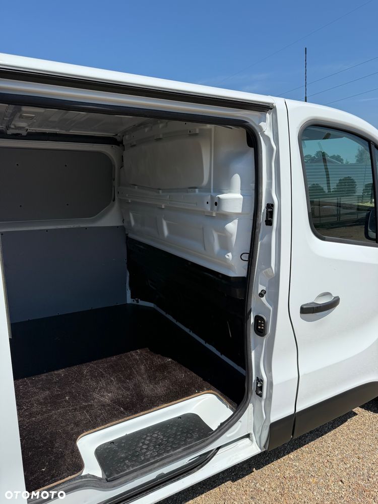 Renault Trafic - 20