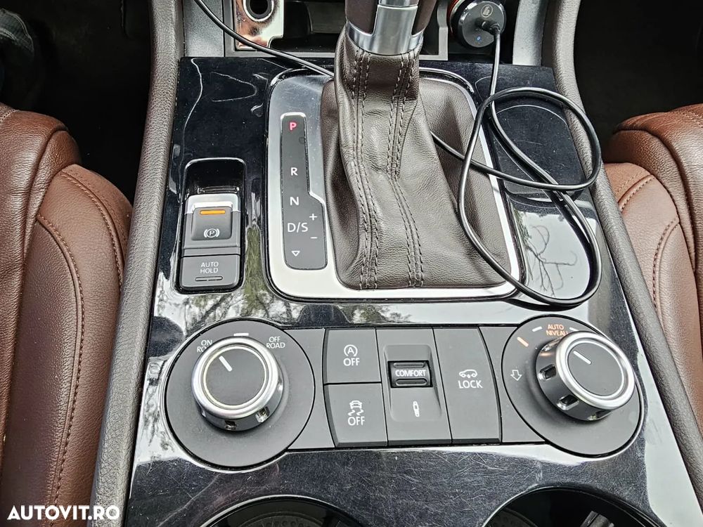 Volkswagen Touareg 3.0 V6 TDI BMT Terrain Tech - 10