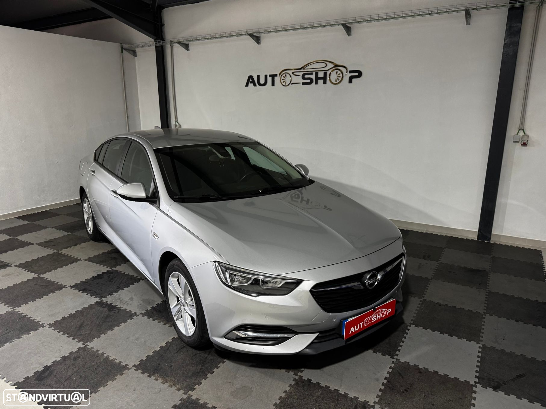 Opel Insignia Grand Sport 1.6 CDTi Selective - 3