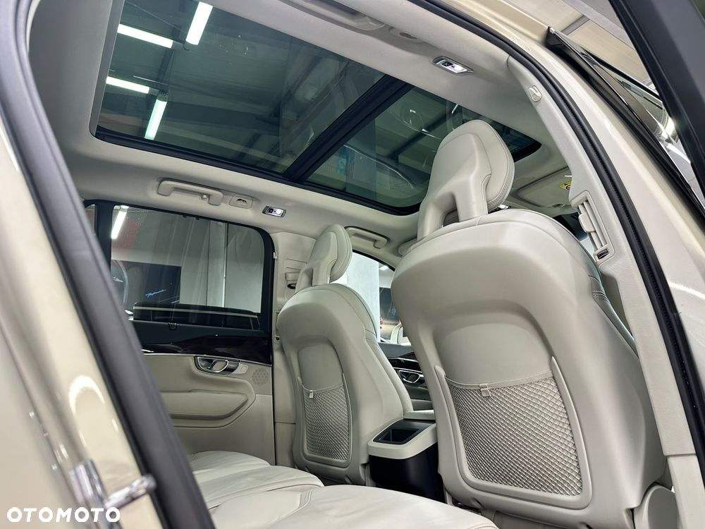 Volvo XC 90 D5 SCR AWD Momentum - 11