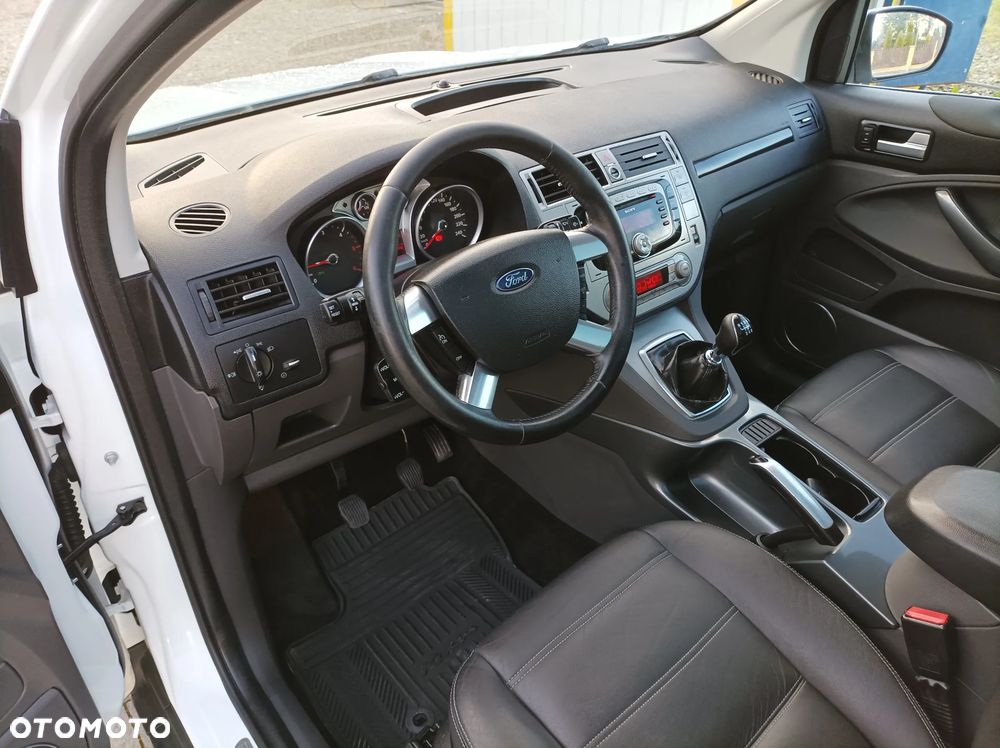 Ford Kuga 2.0 TDCi 4x4 Titanium - 17