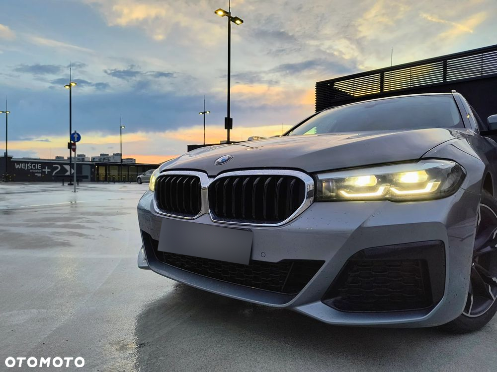 BMW Seria 5 520d xDrive - 3