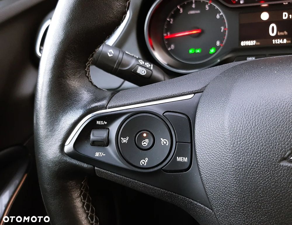 Opel Grandland X 1.6 T Elegance Business Pack S&S - 34