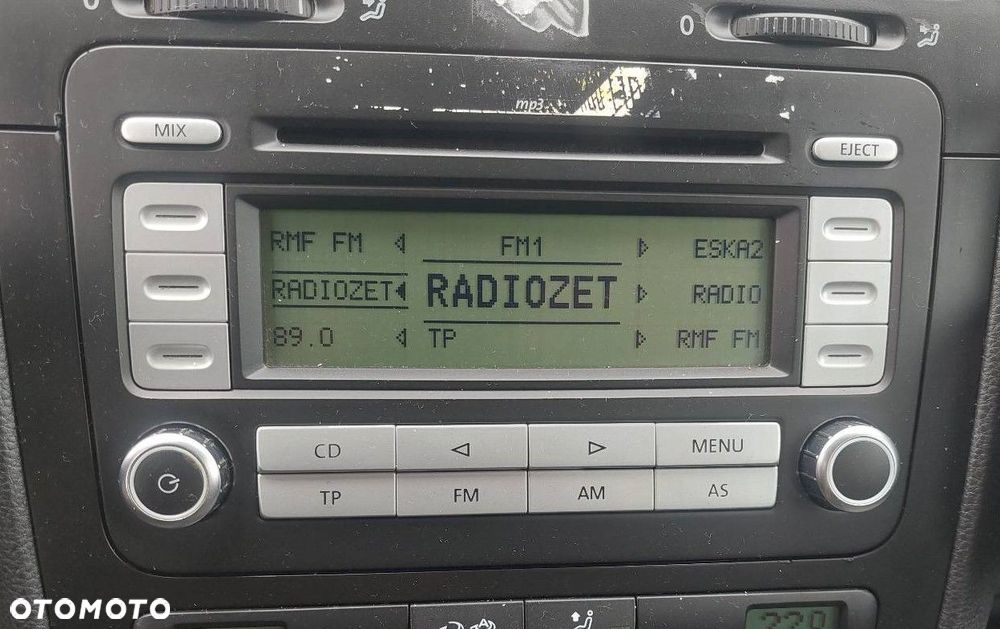 RADIO ODTWARZACZ  VOLKSWAGEN GOLF V 1K0035186AD - 1