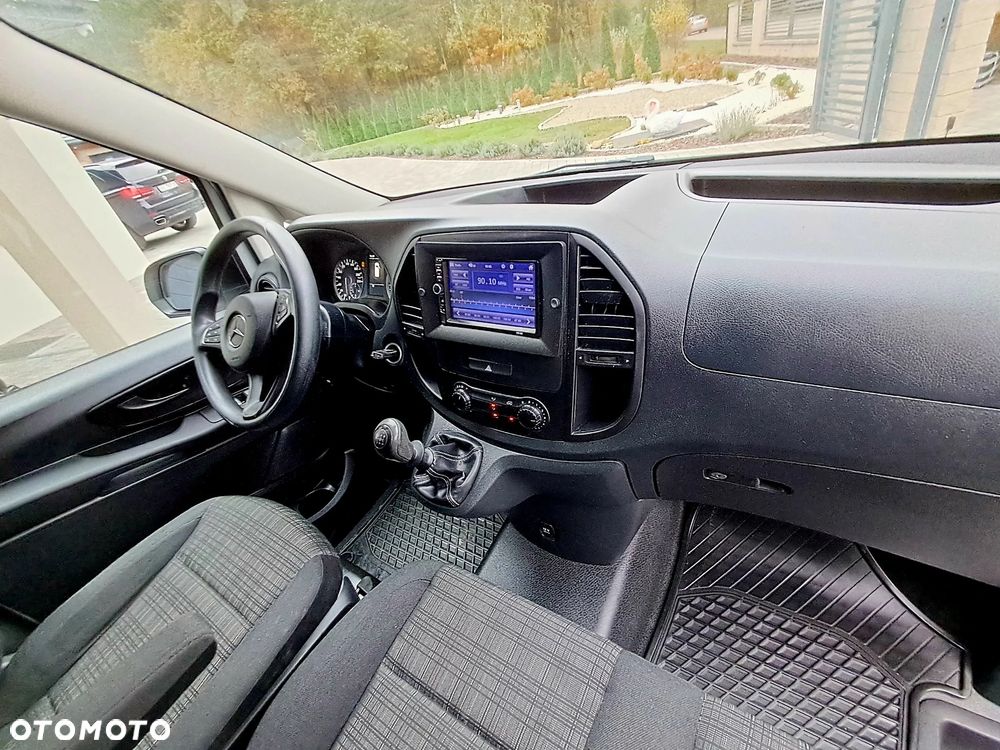Mercedes-Benz Vito - 12