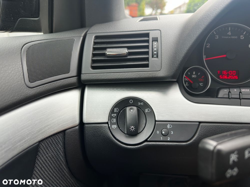 Audi A4 Avant 1.8T Quattro - 25