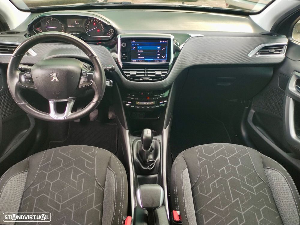 Peugeot 2008 1.2 PureTech Active - 6