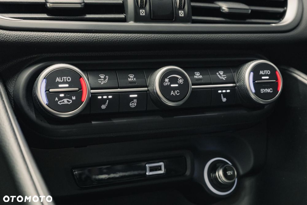 Alfa Romeo Giulia 2.0 Turbo Veloce Q4 - 25