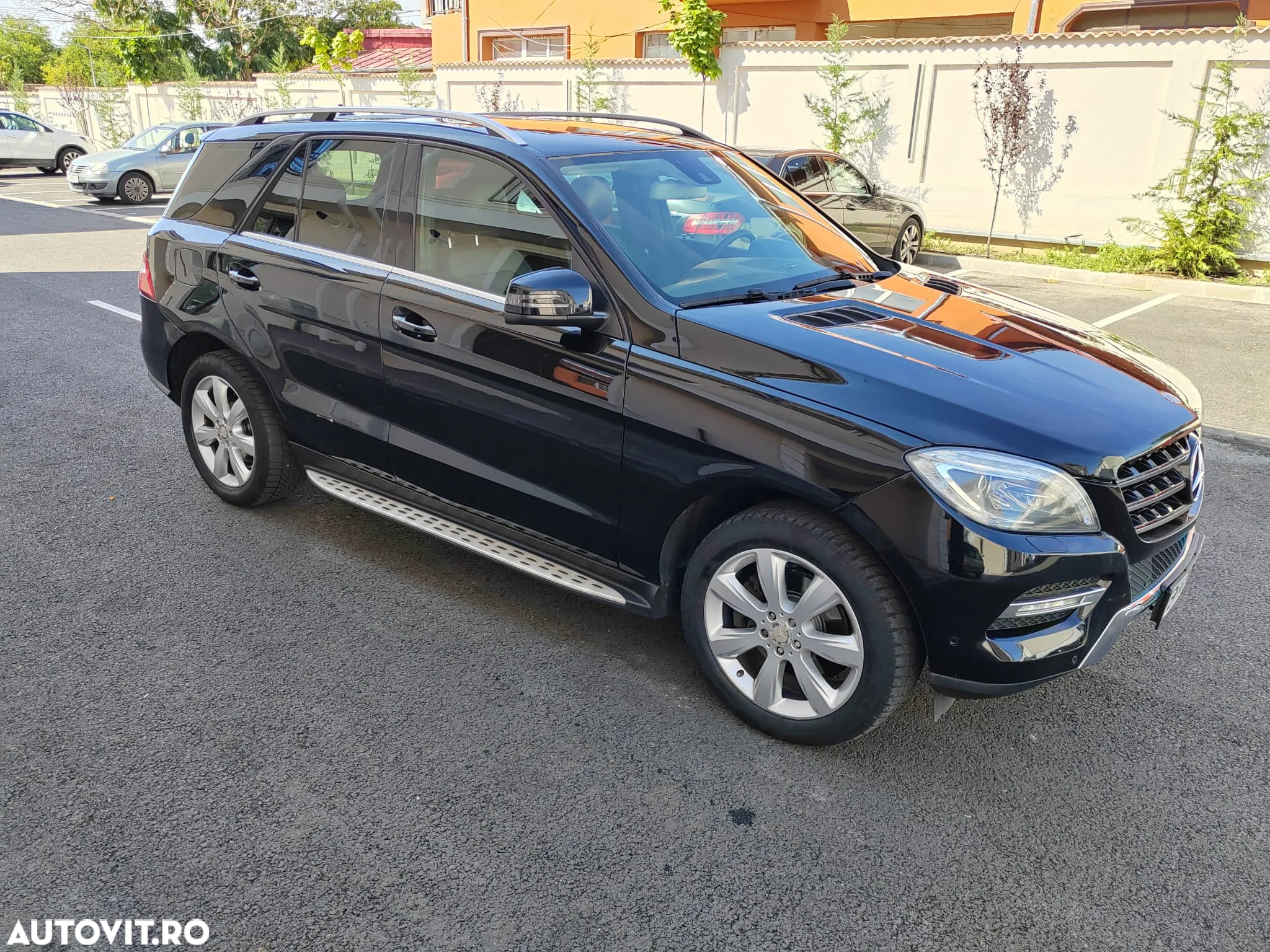 Mercedes-Benz ML 350 BlueTec 4MATIC Aut - 2