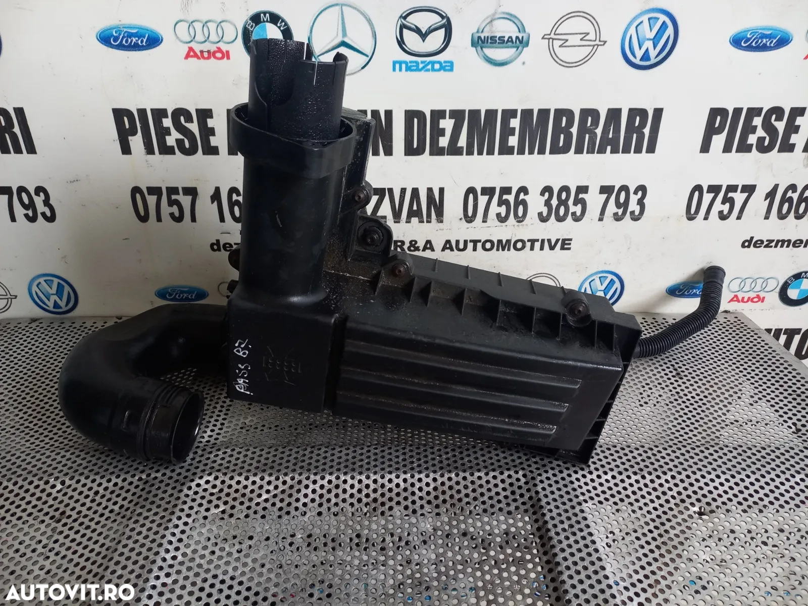 Carcasa Filtru Aer Vw Passat B7 1.6 Tdi An 2011-2012-2013-2014-2015 Motor 1.6 Tdi CAY - Dezmembrari - 3