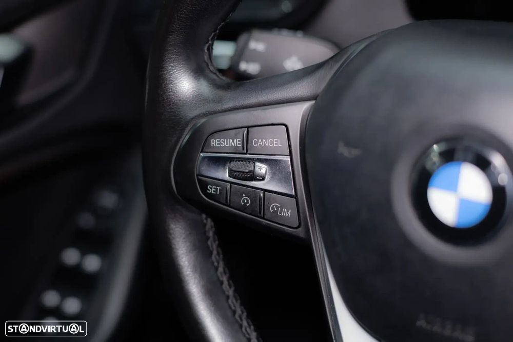 BMW 216 Gran Coupé - 32