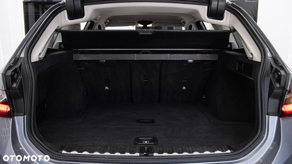 BMW Seria 3 318i M Sport sport - 30