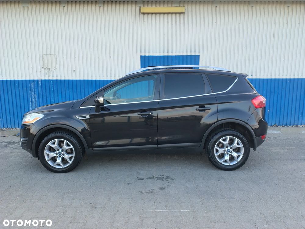 Ford Kuga 2.0 TDCi 2x4 Titanium - 11