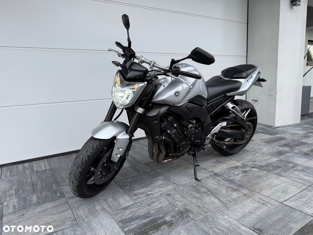 Yamaha FZ - 6