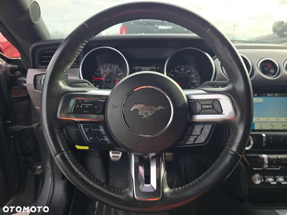 Ford Mustang 2.3 EcoBoost - 11