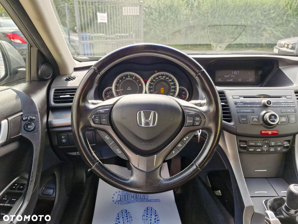 Honda Accord 2.0 Comfort - 34