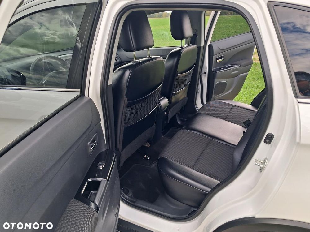 Peugeot 4008 - 29