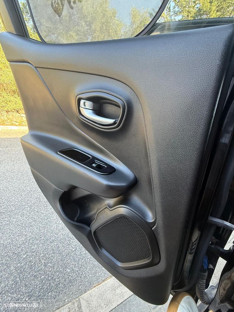 Jeep Renegade 1.3 T Limited DCT - 13