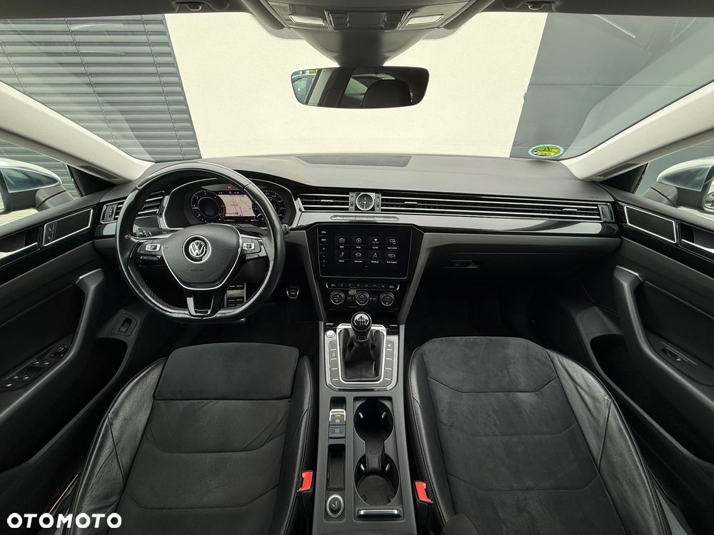 Volkswagen Arteon 2.0 TDI SCR Elegance - 8