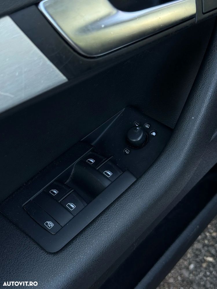 Audi A3 2.0 TDI Sportback DSG Ambiente - 39