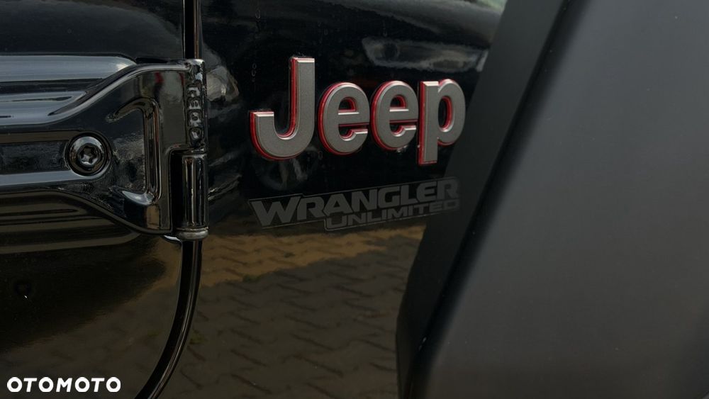Jeep Wrangler - 4