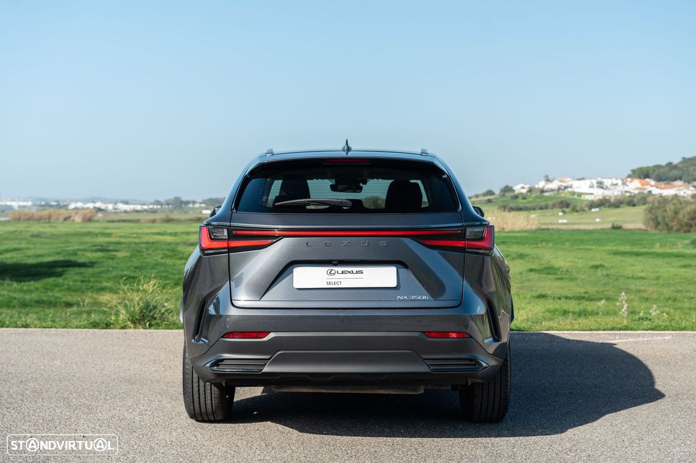 Lexus NX 350h Executive - 4