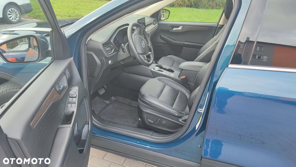 Ford Escape 2.0 EcoBoost AWD Titanium - 9