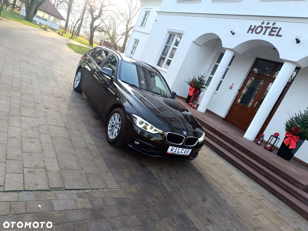 BMW Seria 3 318d DPF Edition Lifestyle - 15