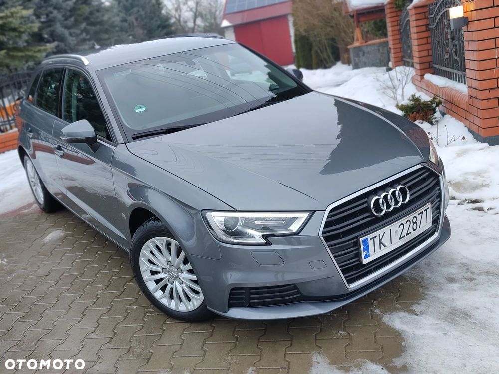 Audi A3 Sportback - 2