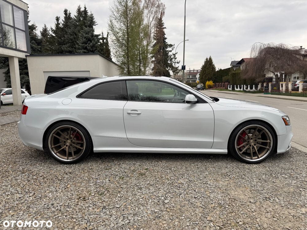 Audi RS5 Coupé Standard - 18
