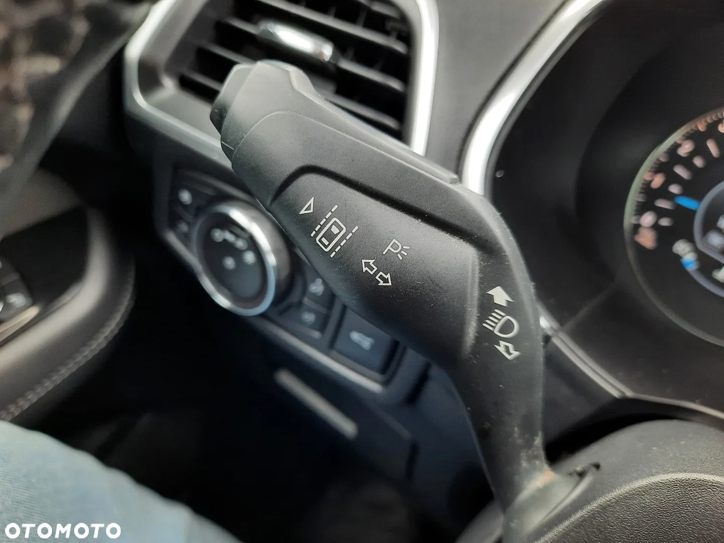 Ford S-Max 2.0 TDCi Titanium PowerShift - 28